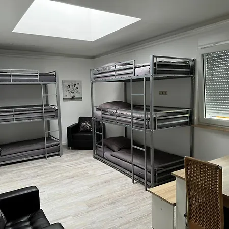 Feriwolux 2 Im Bergischem Apartmán